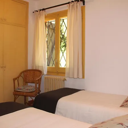 Hostal L'Ou De Reig-2